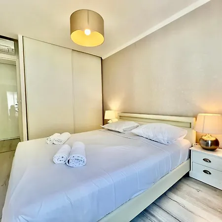 Holiday home Penthouse Mc & Sea View -parking *